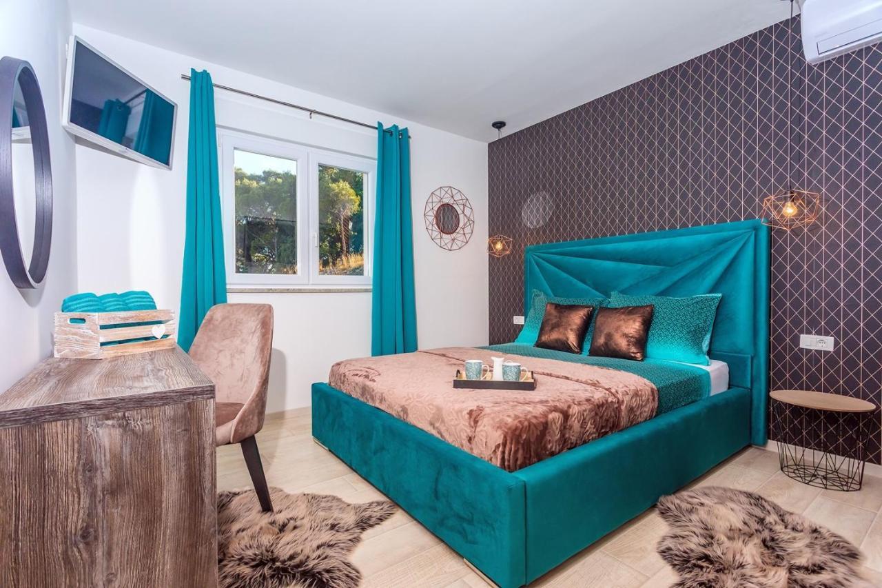 Villa Matan - Only 200M From The Sandy Beaches, Private 28M2 Pool Omiš Zimmer foto